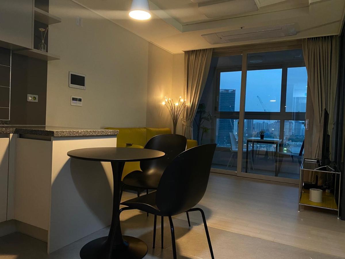 Landmark Songdo Stay 2 Incheon Exterior photo